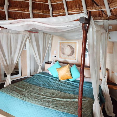 Villa Las Estrellas Tulum - Located At The Party Zone Luaran gambar